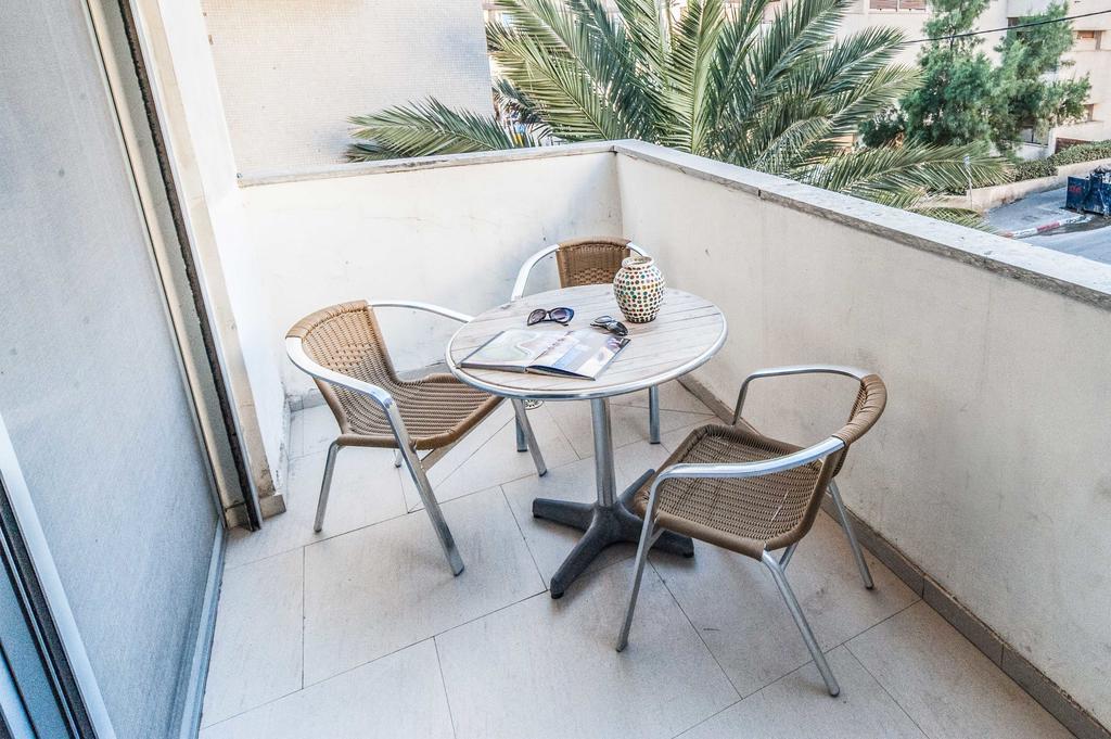 Lovely 1Bd W/ Private Balcony By Sea N' Rent Tel Aviv Exterior foto